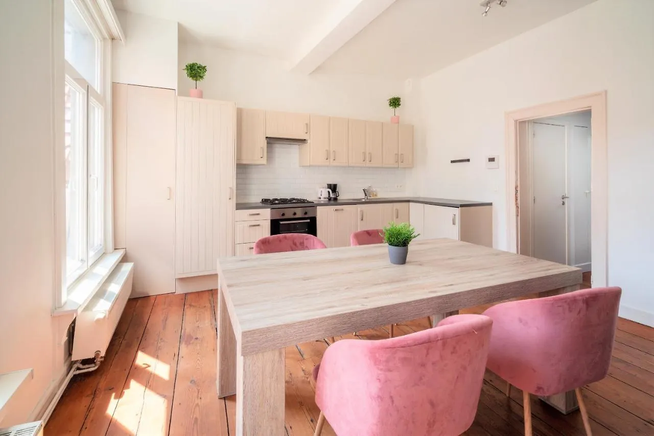 Antwerp Old Town Apartment